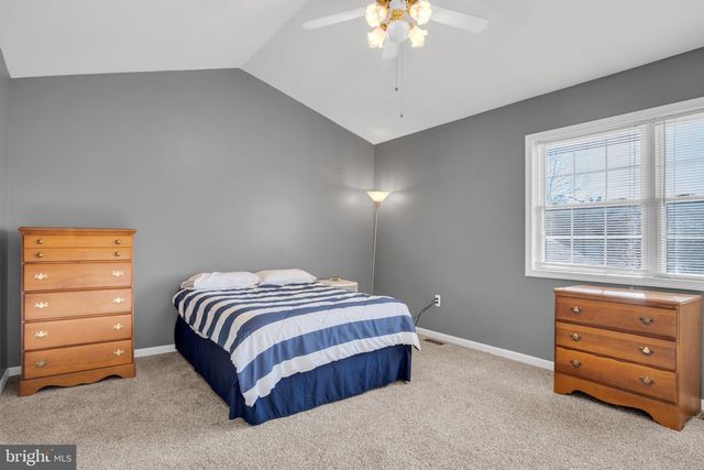 7214 HUNTINGDON ST, Harrisburg, PA 17111