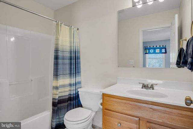 7214 HUNTINGDON ST, Harrisburg, PA 17111