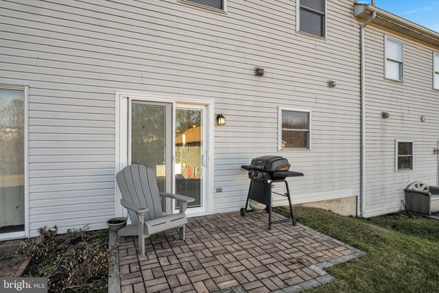 7214 HUNTINGDON ST, Harrisburg, PA 17111