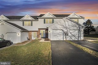 7214 HUNTINGDON ST, Harrisburg, PA 17111