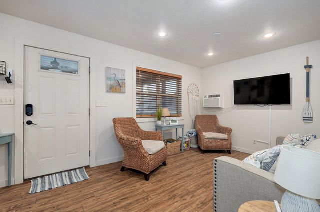 4656 W State Highway H 3, Lampe, MO 65681