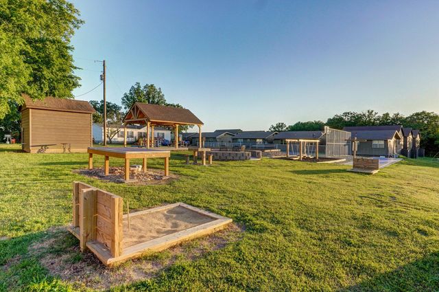 4656 W State Highway H 3, Lampe, MO 65681