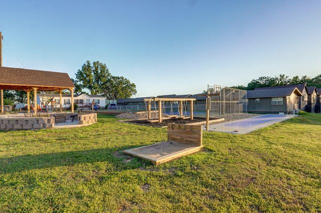 4656 W State Highway H 3, Lampe, MO 65681