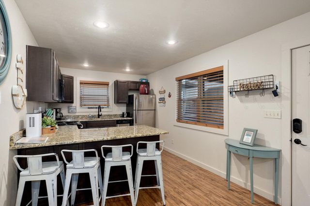 4656 W State Highway H 3, Lampe, MO 65681