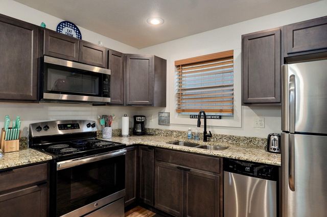 4656 W State Highway H 3, Lampe, MO 65681