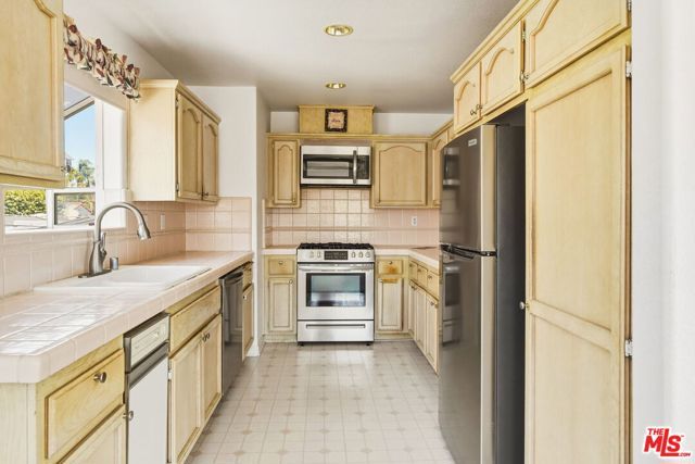1252 W 22nd Street 1, San Pedro (los Angeles), CA 90731