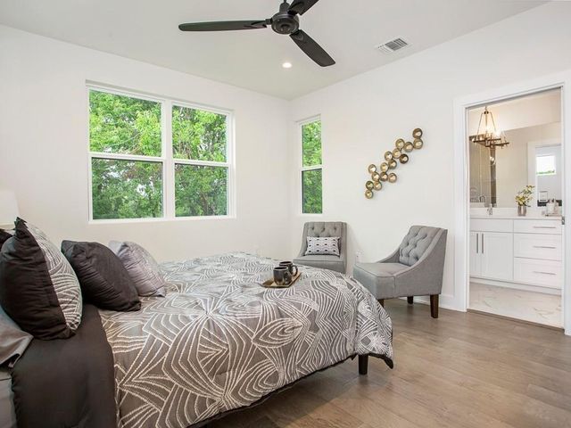 1111 Brookswood Ave A, Austin, TX 78721