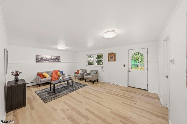 2037 Tampa Ter, Union Twp., NJ 07083