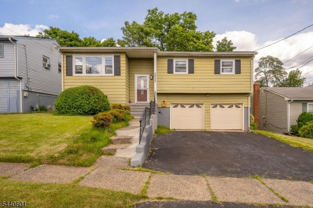 2037 Tampa Ter, Union Twp., NJ 07083