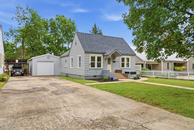 212 N Foreman Street, Vinita, OK 74301
