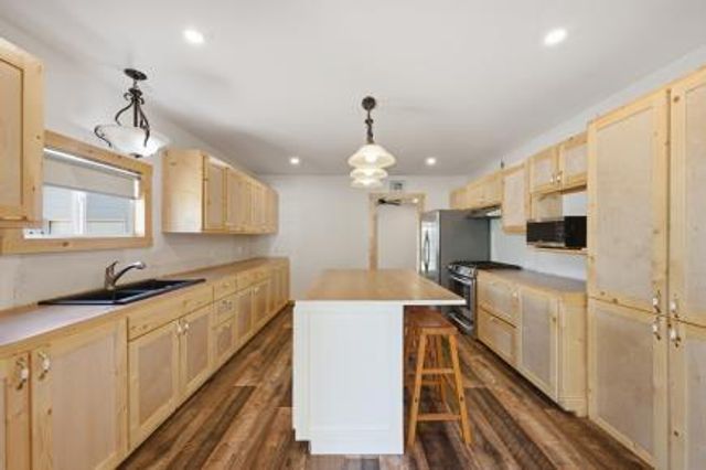 212 N Foreman Street, Vinita, OK 74301