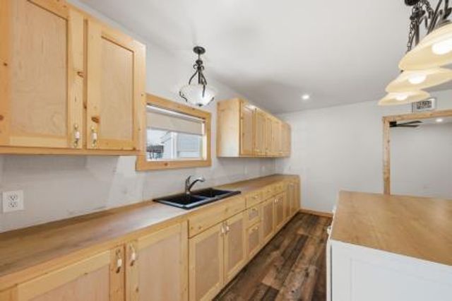 212 N Foreman Street, Vinita, OK 74301