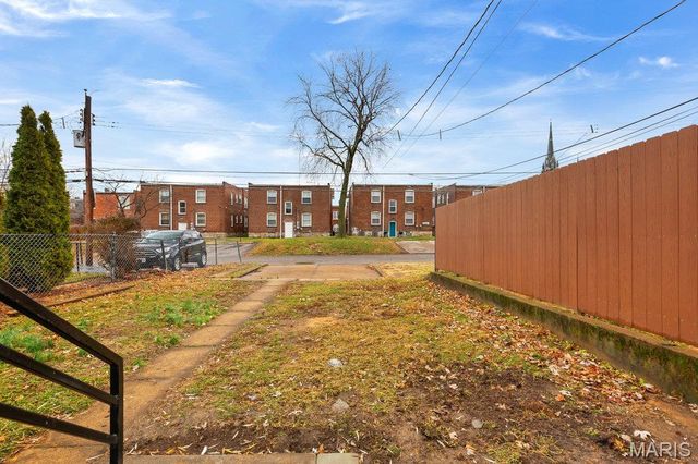 2616 oregon, St Louis, MO 63118