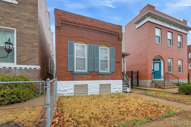 2616 oregon, St Louis, MO 63118