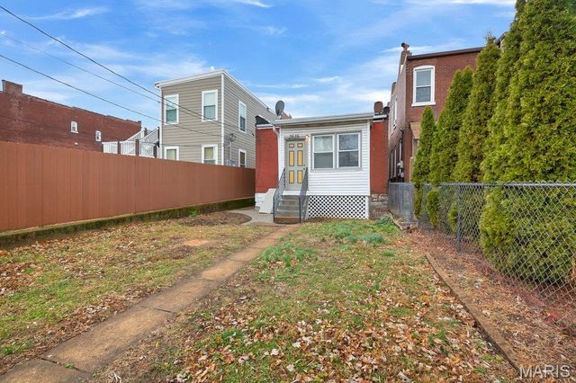 2616 oregon, St Louis, MO 63118