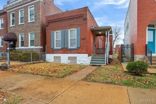 2616 oregon, St Louis, MO 63118