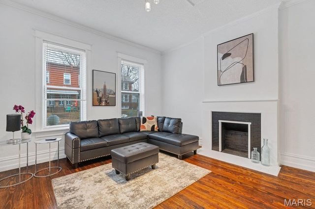 2616 oregon, St Louis, MO 63118