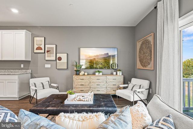 549 W NORTH ST, Smyrna, DE 19977