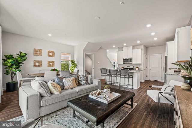 549 W NORTH ST, Smyrna, DE 19977