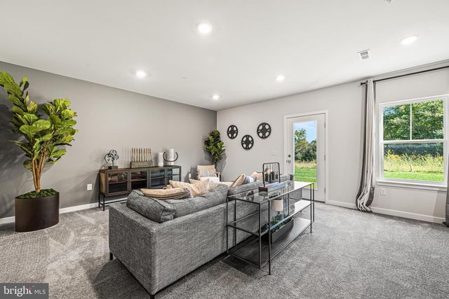 549 W NORTH ST, Smyrna, DE 19977