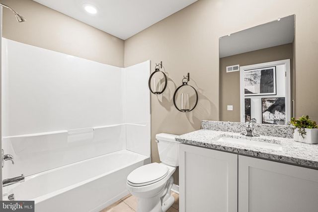 549 W NORTH ST, Smyrna, DE 19977