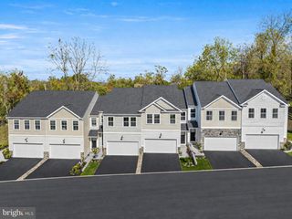 549 W NORTH ST, Smyrna, DE 19977