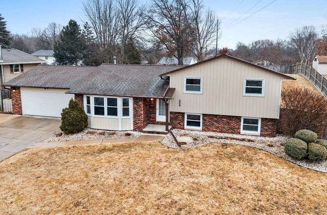 499 TYROLIAN DRIVE, Green Bay, WI 54302