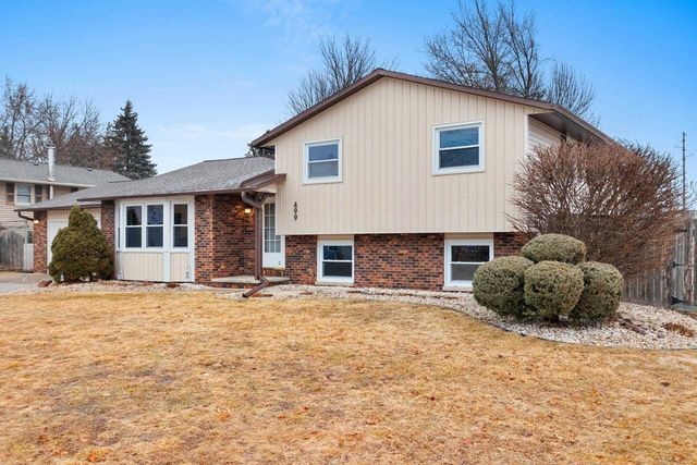 499 TYROLIAN DRIVE, Green Bay, WI 54302