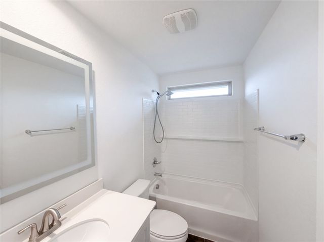 1631 Glade Meadows Drive, Burleson, TX 76058