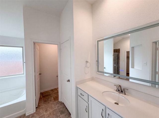 1631 Glade Meadows Drive, Burleson, TX 76058