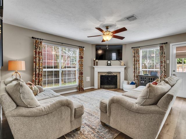 14219 Whitlock Drive, Houston, TX 77062