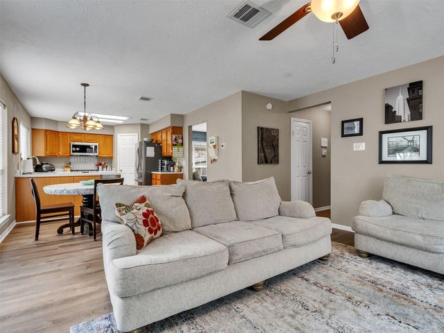 14219 Whitlock Drive, Houston, TX 77062