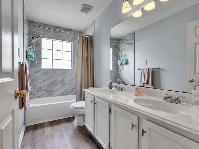 14219 Whitlock Drive, Houston, TX 77062