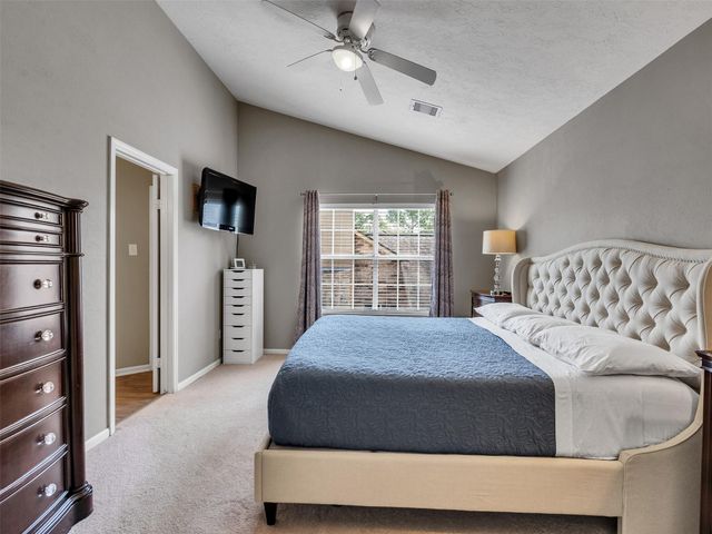 14219 Whitlock Drive, Houston, TX 77062