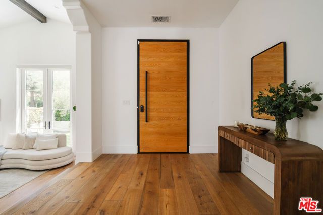 6721 Drexel Avenue, Los Angeles, CA 90048