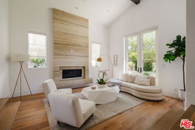 6721 Drexel Avenue, Los Angeles, CA 90048