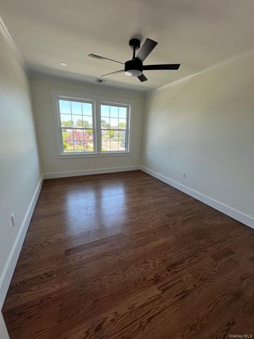 158 Lee Avenue, Hicksville, NY 11801
