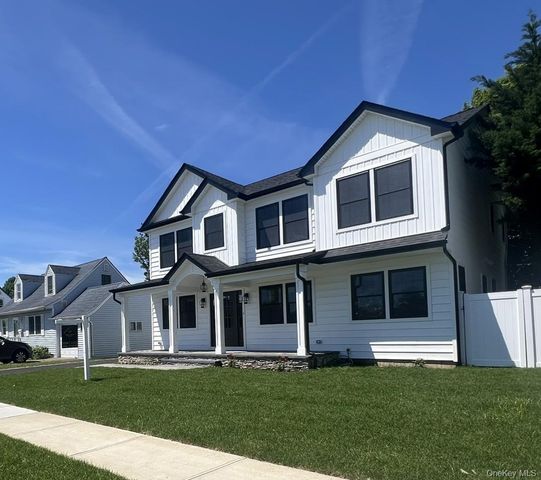 158 Lee Avenue, Hicksville, NY 11801