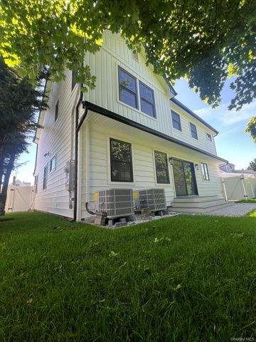 158 Lee Avenue, Hicksville, NY 11801
