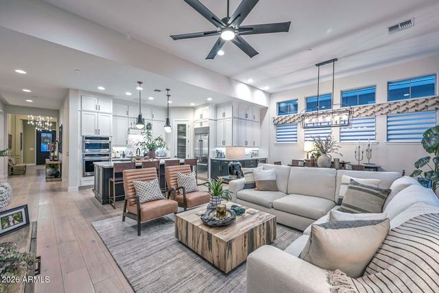 13216 W HORSETAIL Trail, Peoria, AZ 85383