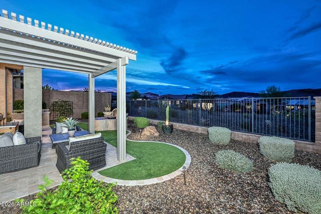 13216 W HORSETAIL Trail, Peoria, AZ 85383