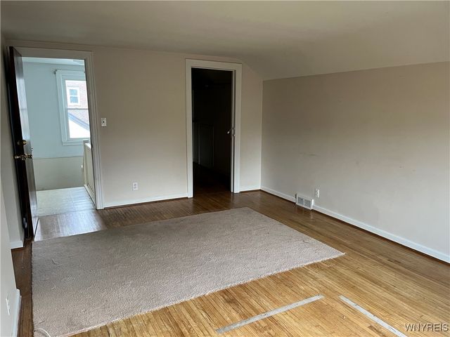 264 East Main Street, Hamburg, NY 14075