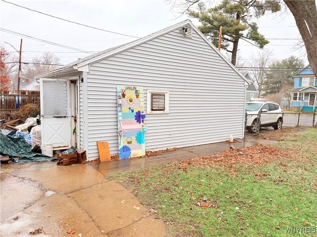 264 East Main Street, Hamburg, NY 14075