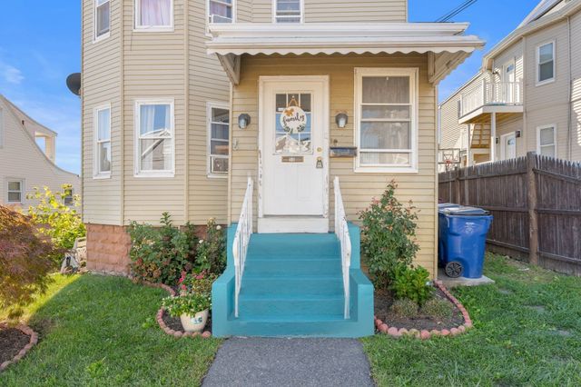 50 Haskell Ave, Revere, MA 02151
