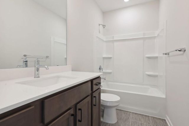 1494 Tyrone Drive, Shakopee, MN 55379