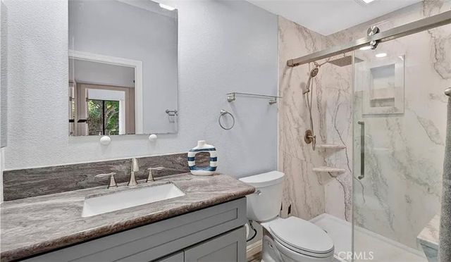21372 Brookhurst, Huntington Beach, CA 92646