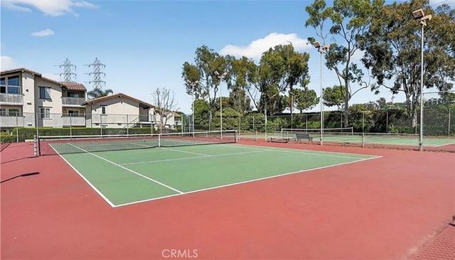 21372 Brookhurst, Huntington Beach, CA 92646