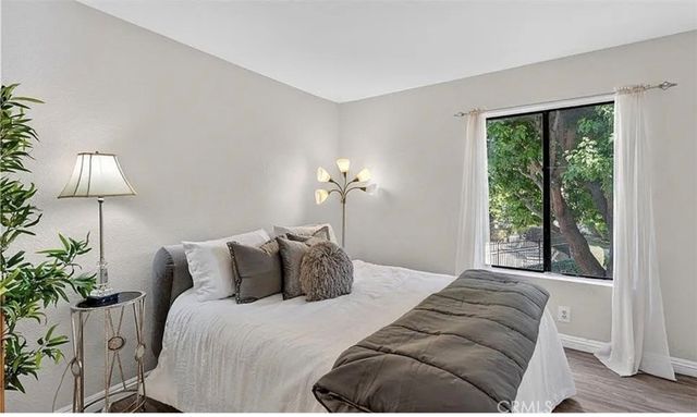 21372 Brookhurst, Huntington Beach, CA 92646