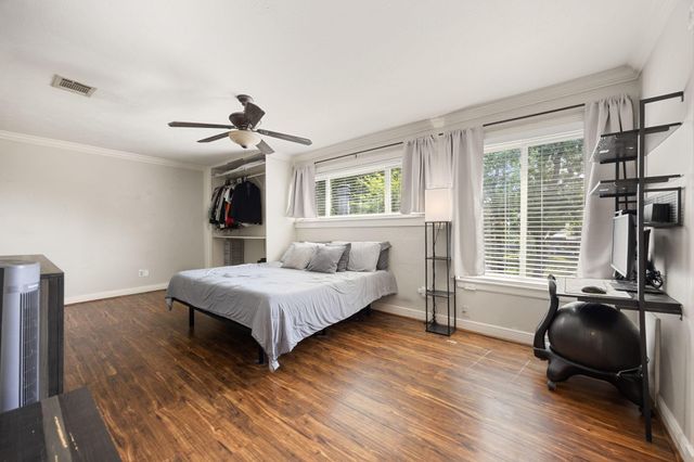 4430 Stanford Court, Houston, TX 77041