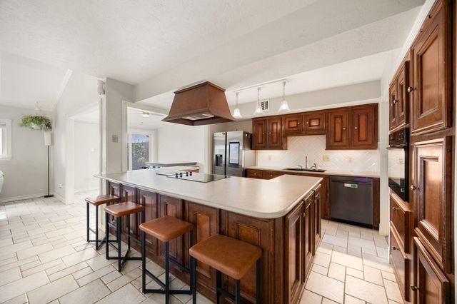 4430 Stanford Court, Houston, TX 77041